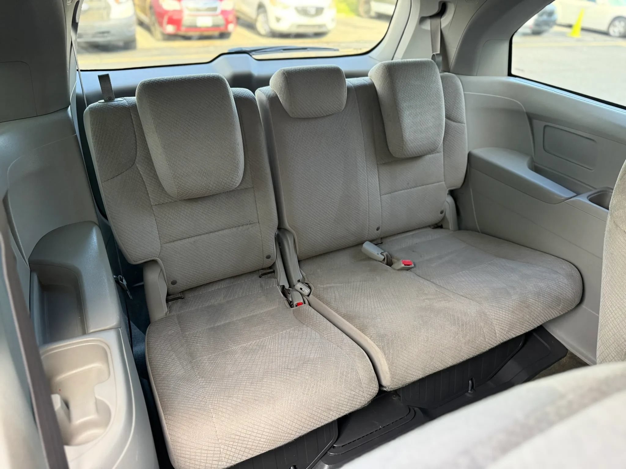 Used 2015 Honda Odyssey LX image 24