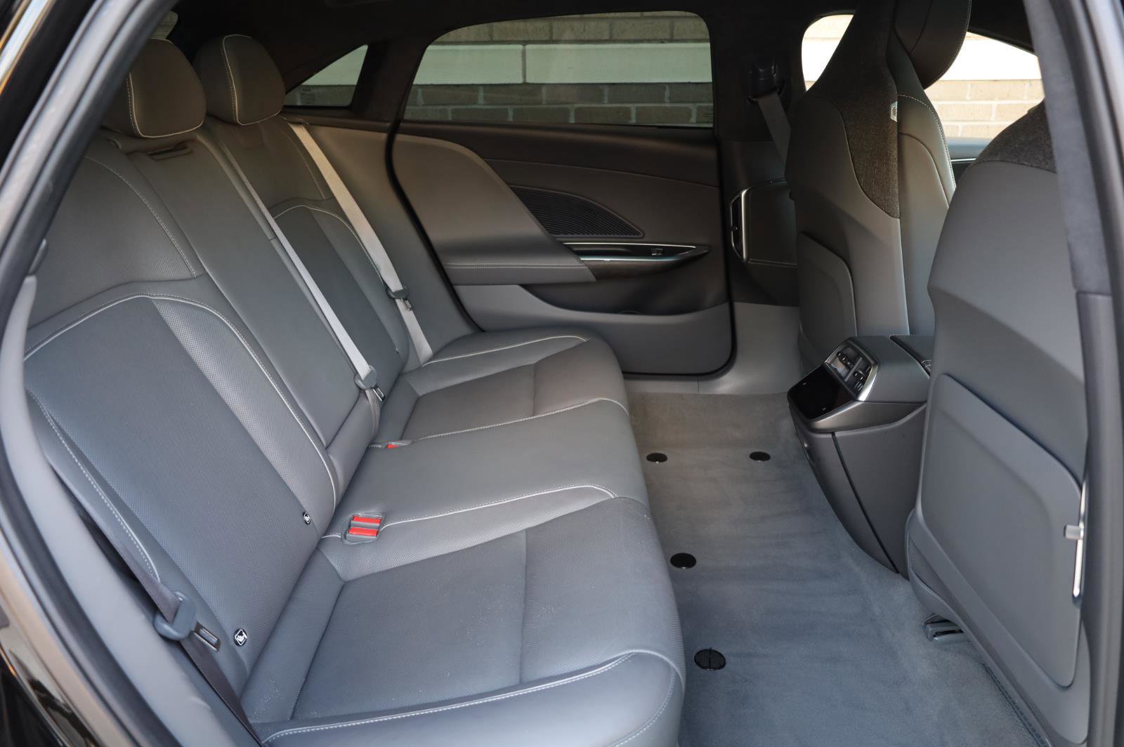 Used 2023 Lucid Air Touring AWD/4WD image 23