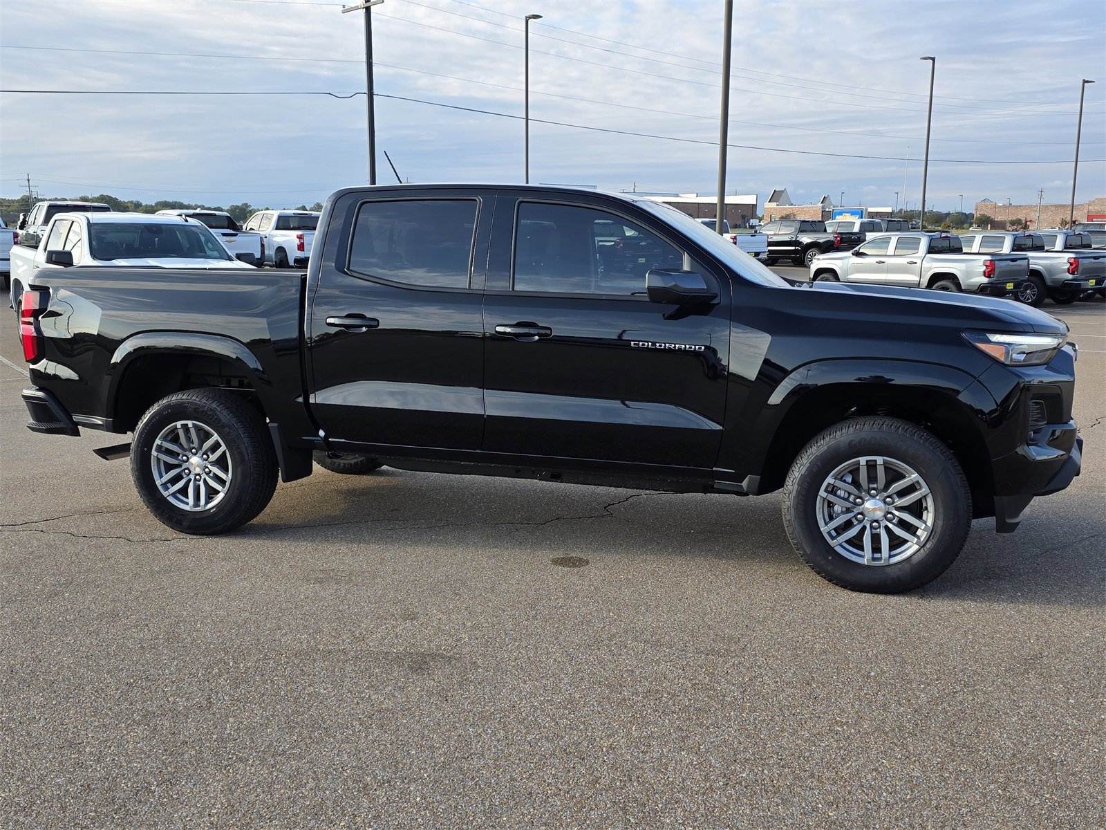 New 2026 Chevrolet Colorado LT w/ LT Convenience Package image 2