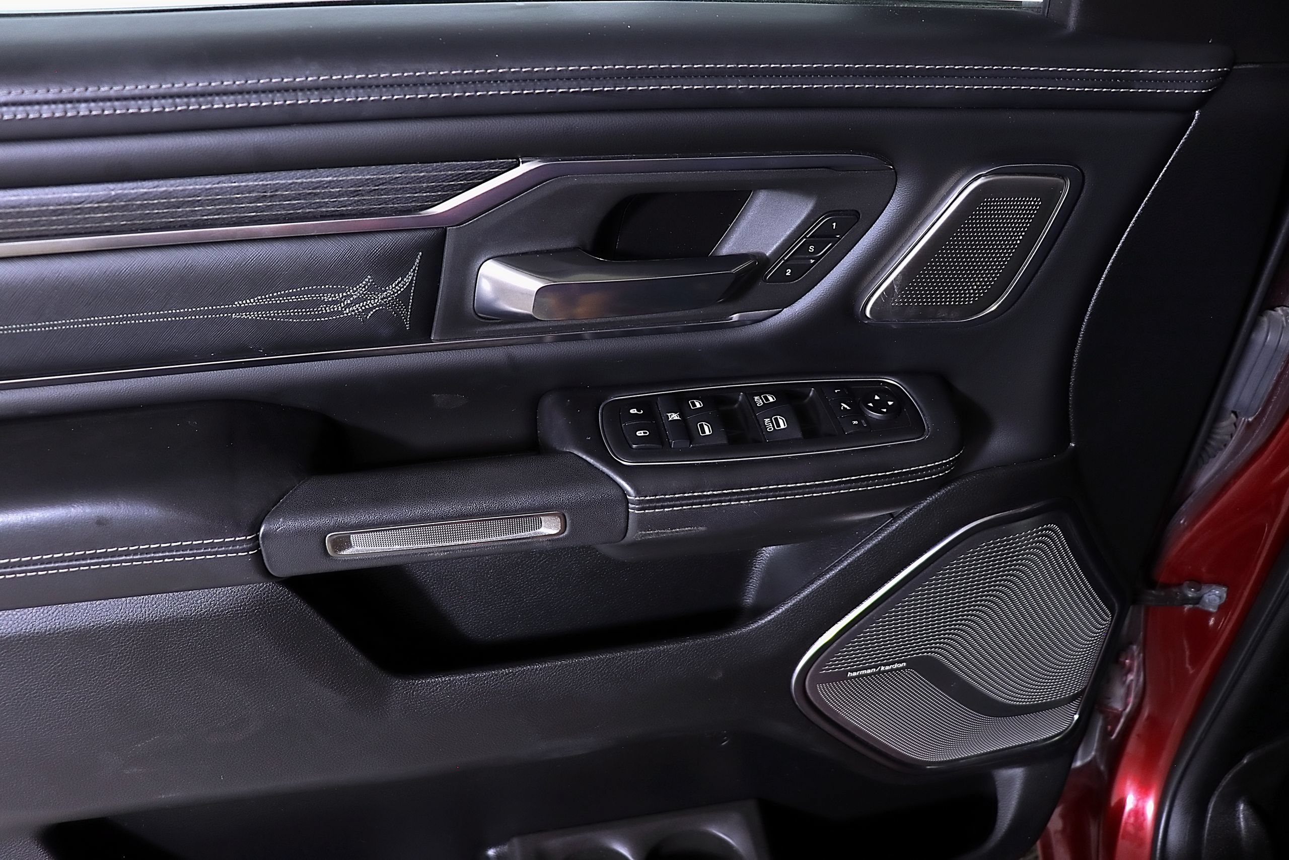 Used 2019 RAM 1500 Limited AWD/4WD image 22