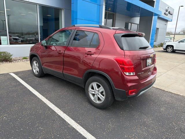 Used 2022 Chevrolet Trax LT w/ Driver Confidence Package AWD/4WD image 2