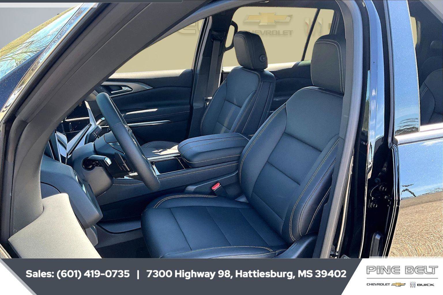 New 2026 Chevrolet Traverse LT w/ Sun and Wheel Package image 18