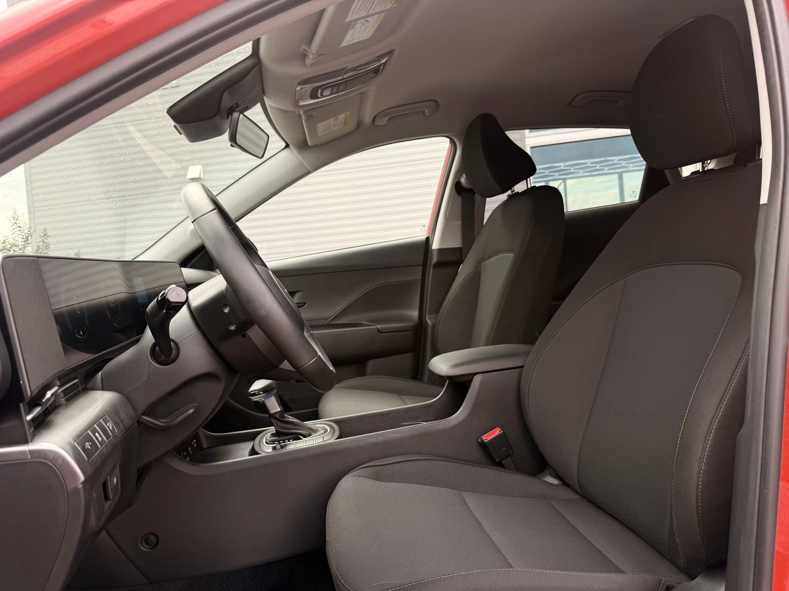 Used 2025 Hyundai Kona SEL image 13