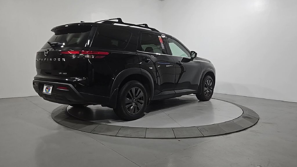 Used 2022 Nissan Pathfinder SV AWD/4WD image 5