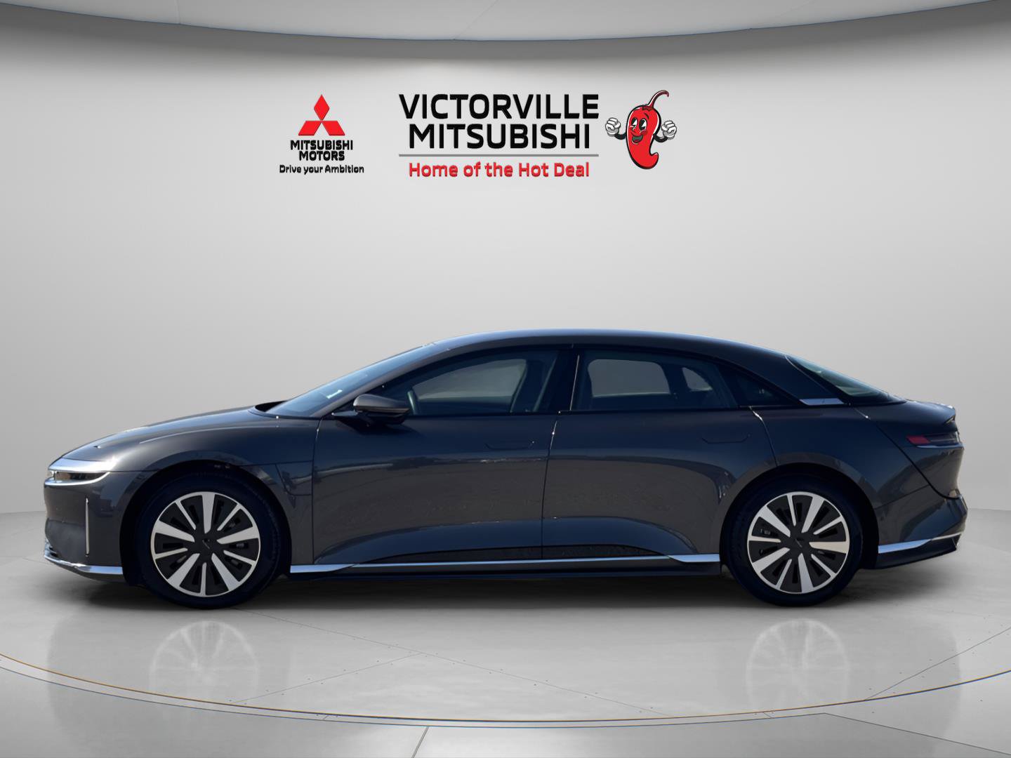 Used 2024 Lucid Air Touring AWD/4WD image 6
