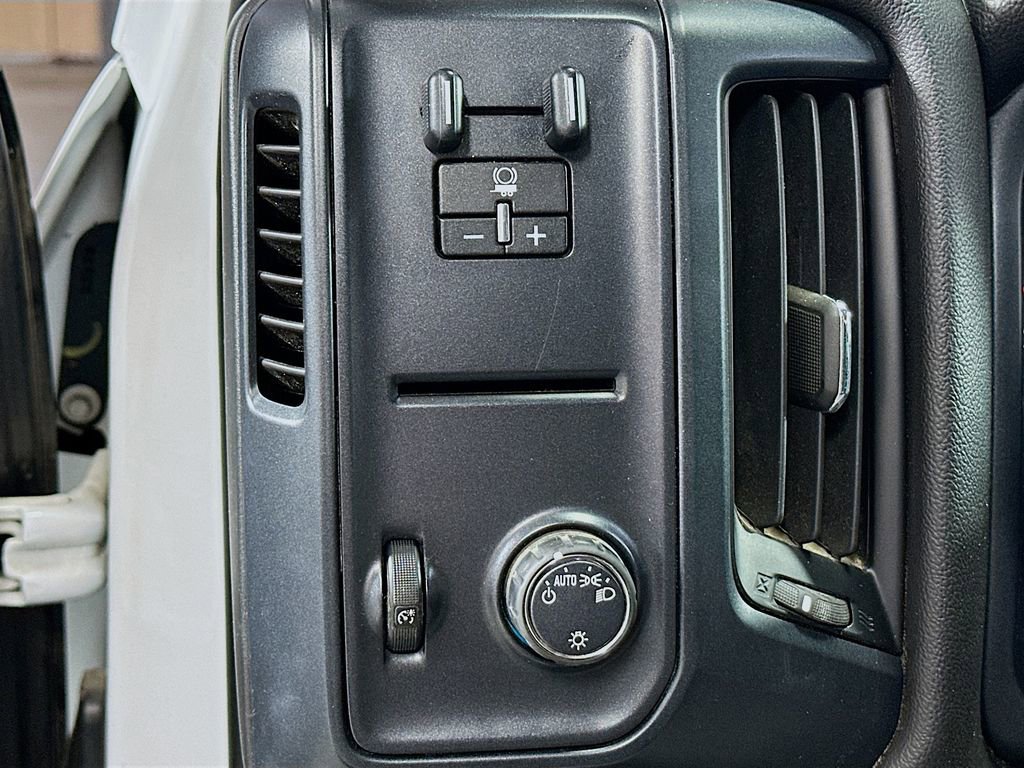 Used 2018 Chevrolet Silverado 3500 W/T w/ WT Convenience Package image 10