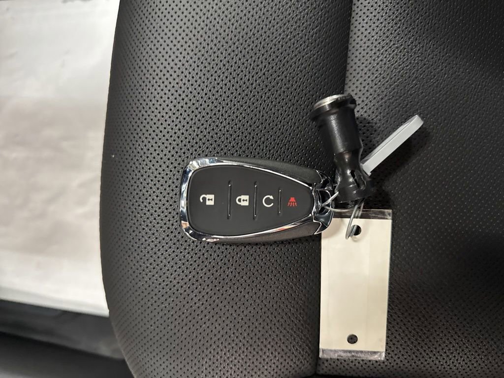 Used 2024 Chevrolet Trax RS w/ Driver Confidence Package image 30