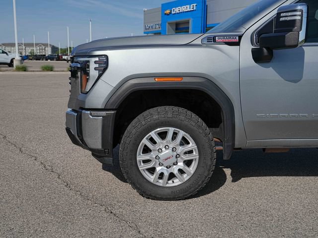 Used 2024 GMC Sierra 2500 SLT AWD/4WD image 11