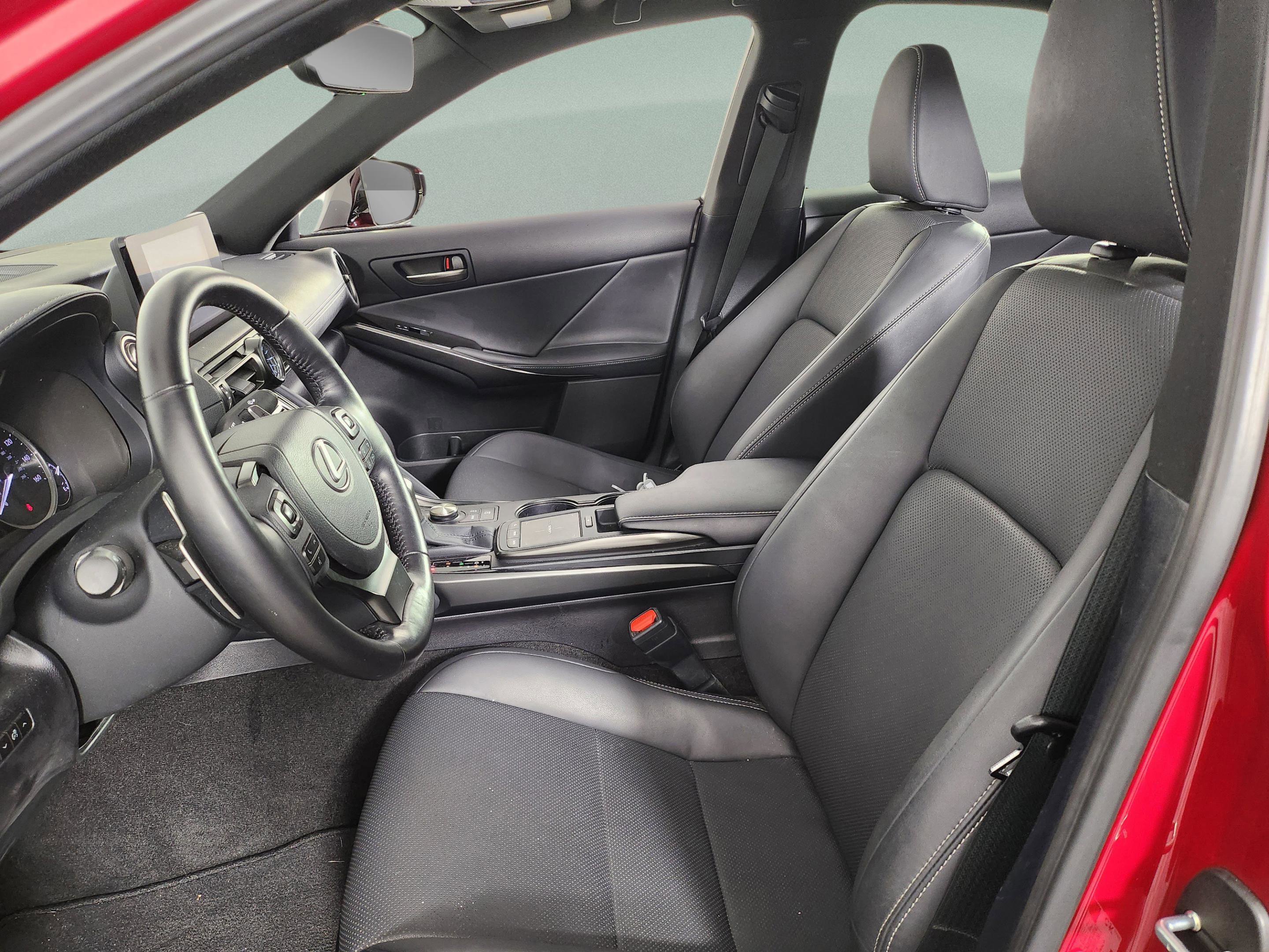 Certified 2023 Lexus IS 300 w/ Comfort Package image 15