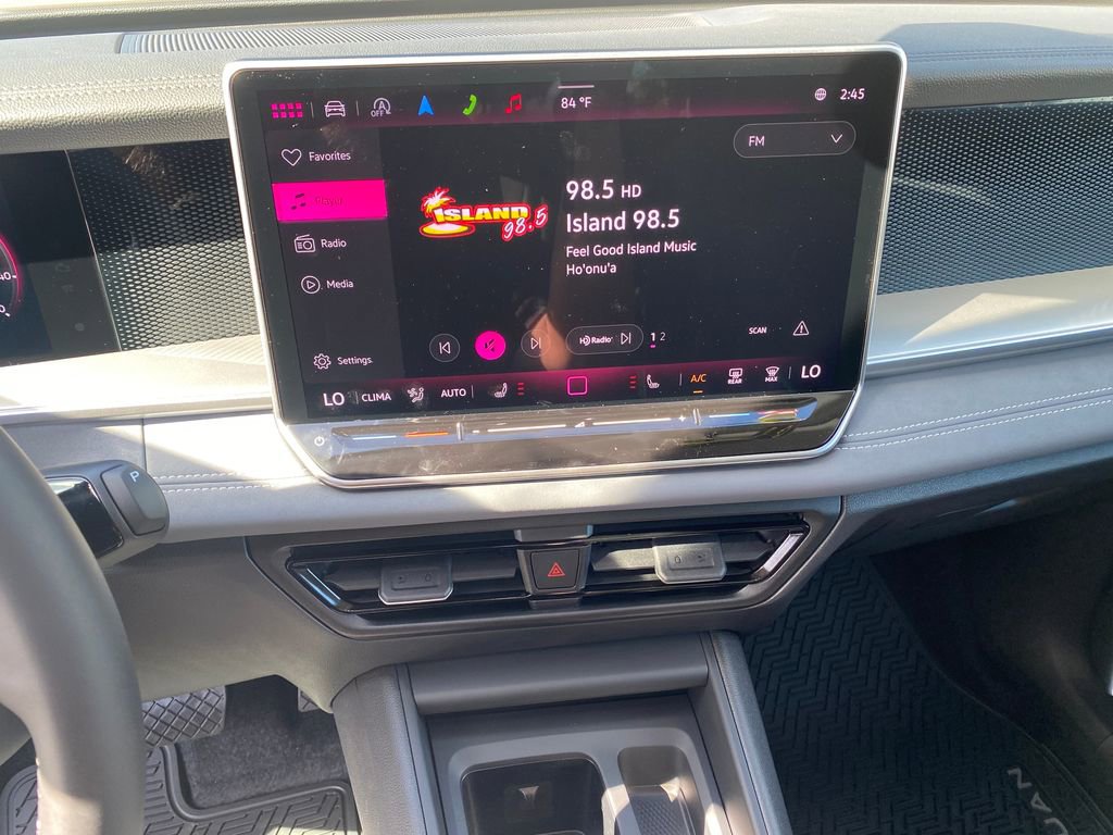 New 2025 Volkswagen Tiguan SE image 34