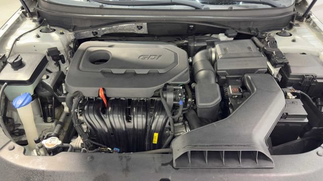 Used 2018 Hyundai Sonata SE FWD image 33