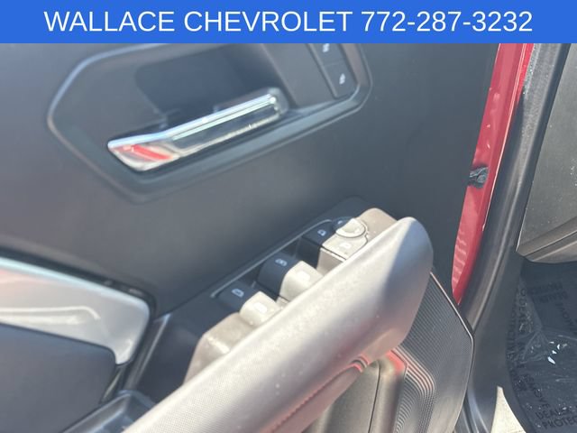 Used 2024 Chevrolet Colorado Z71 w/ Z71 Convenience Package 2 AWD/4WD image 15