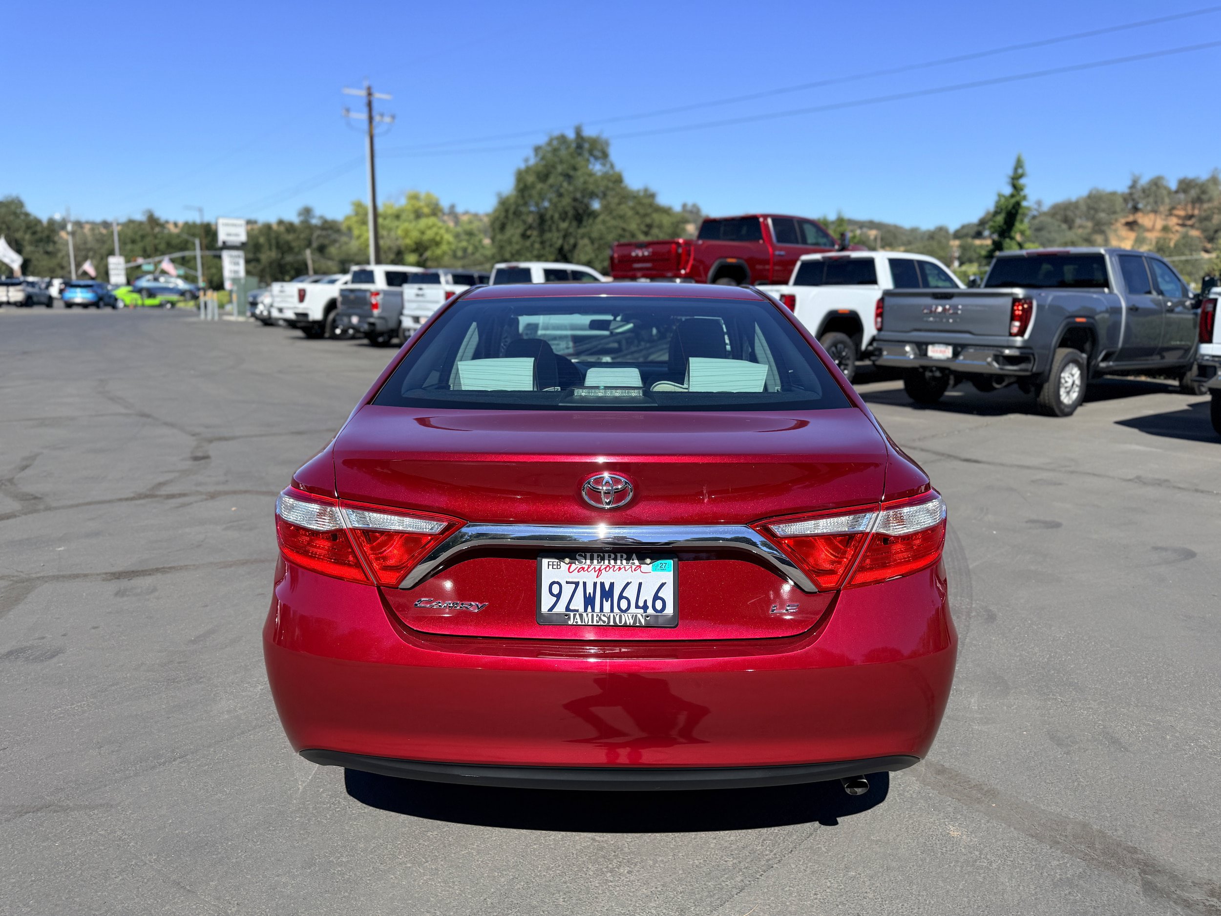 Used 2016 Toyota Camry LE FWD image 7