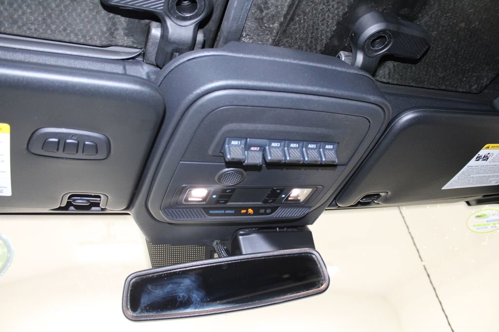 Used 2024 Ford Bronco Badlands image 44