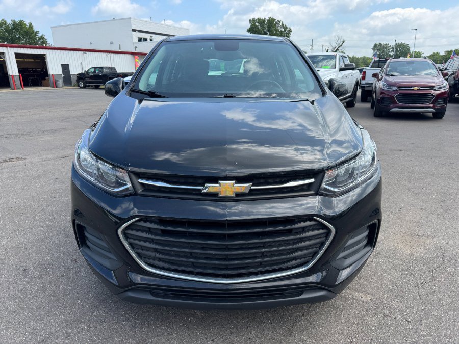 Used 2020 Chevrolet Trax LS FWD image 8