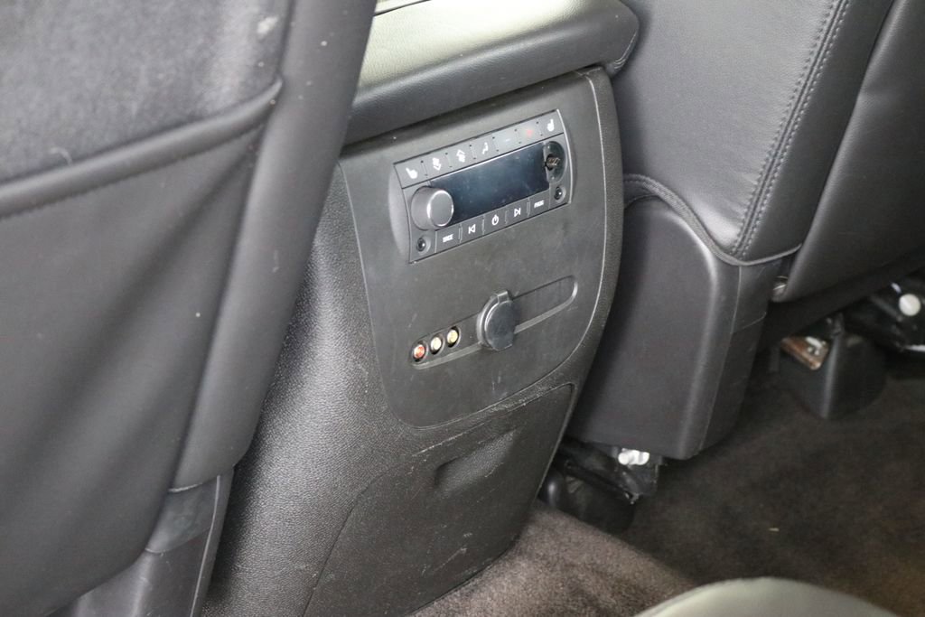 Used 2014 Chevrolet Tahoe LT w/ Luxury Package image 24