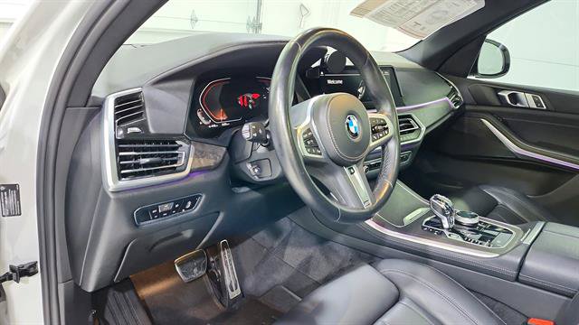 Used 2022 BMW X5 sDrive40i w/ M Sport Package RWD image 10