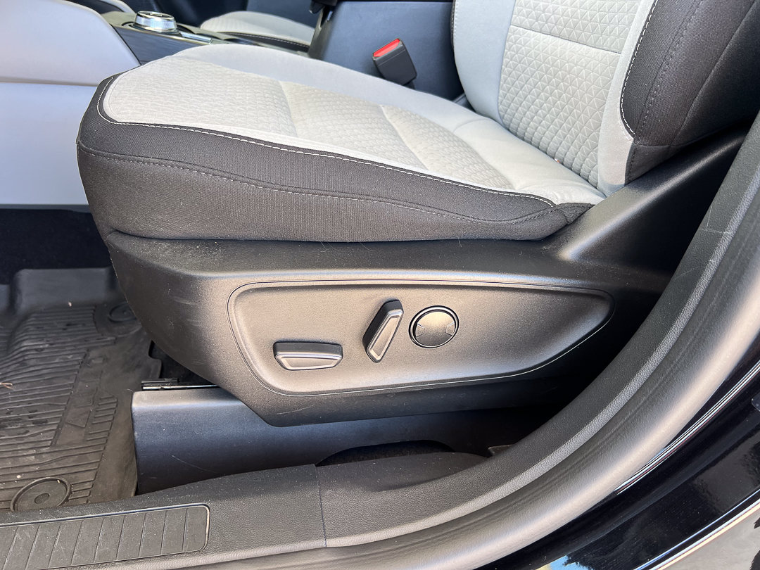 Used 2023 Ford Escape Active w/ Tech Pack #1 AWD/4WD image 17