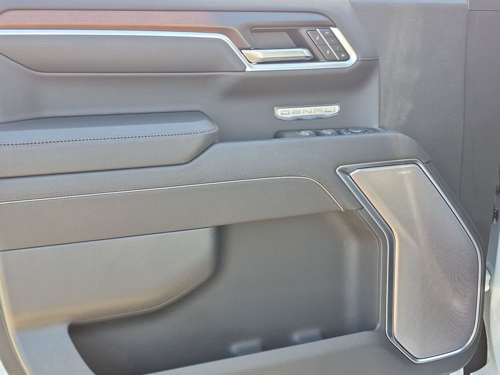 New 2026 GMC Sierra 1500 Denali AWD/4WD image 22