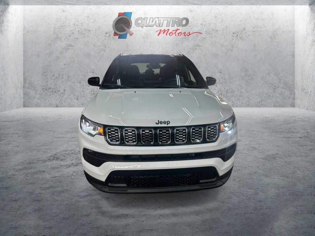 Used 2025 Jeep Compass Limited AWD/4WD image 9
