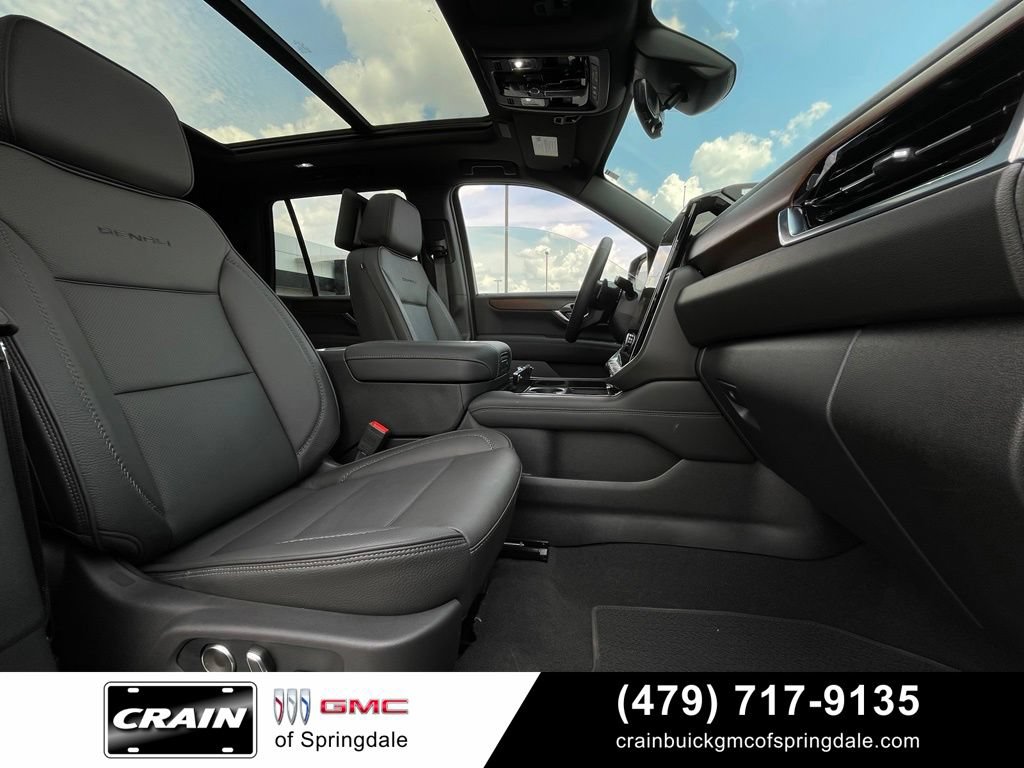 Used 2026 GMC Yukon Denali w/ Advanced Technology Package AWD/4WD image 31