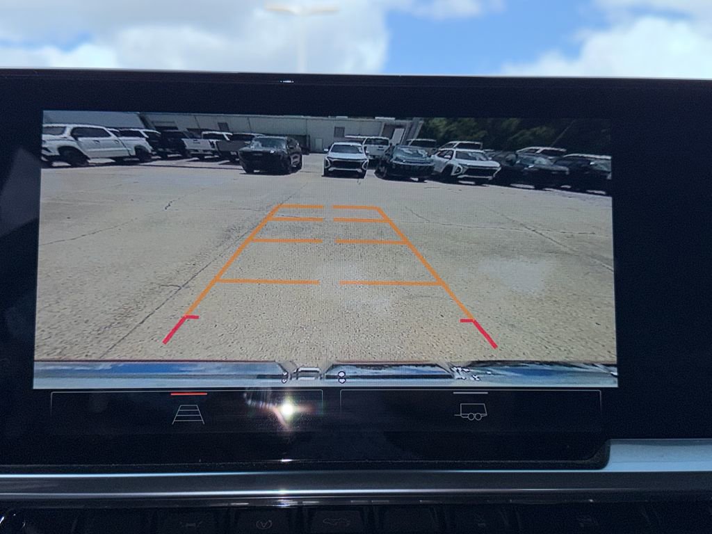 Used 2026 GMC Sierra 1500 Elevation image 22