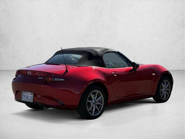 Used 2017 MAZDA MX-5 Miata Sport image 5