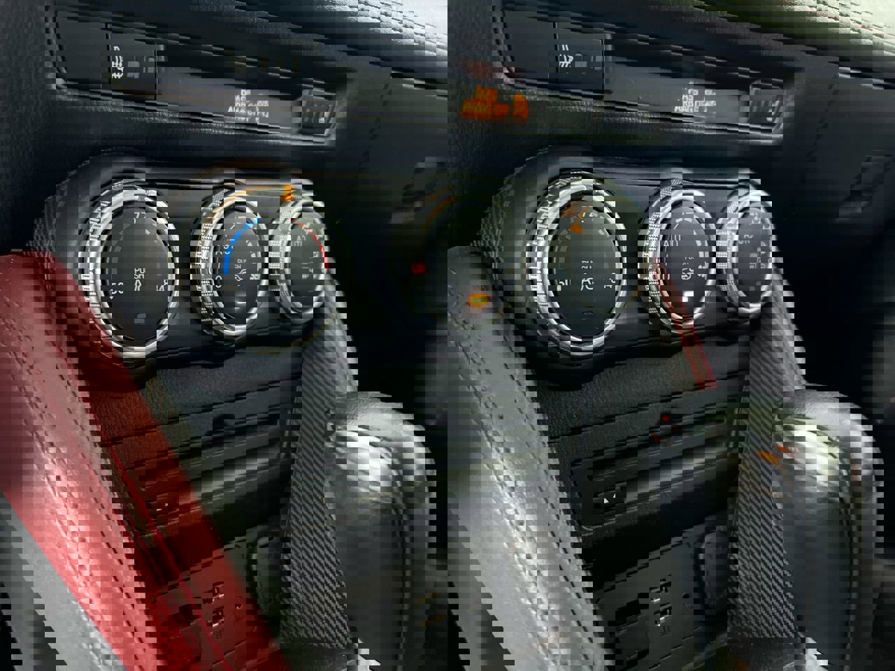 Used 2018 MAZDA CX-3 Touring image 21