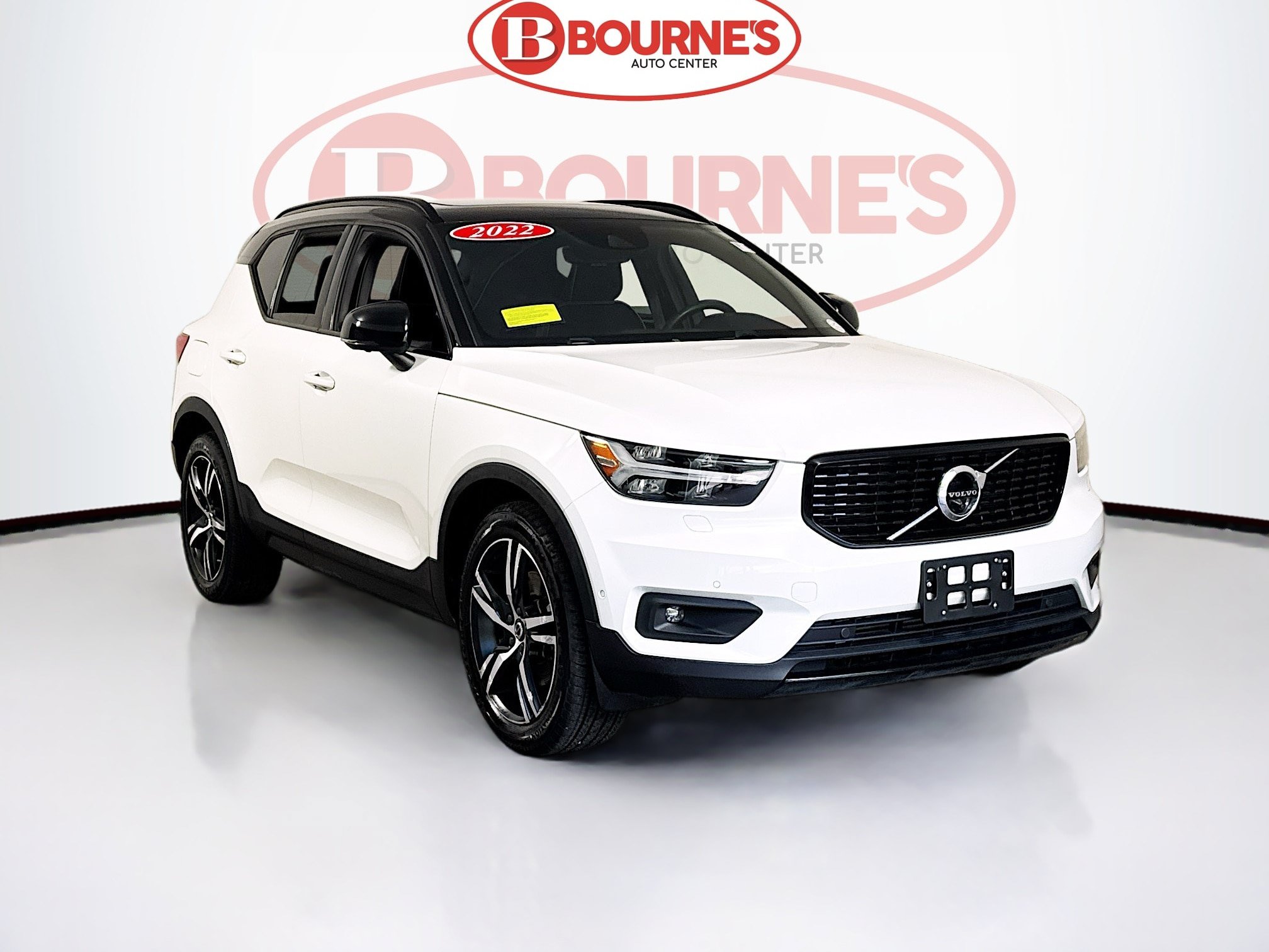 Used 2022 Volvo XC40 T5 R-Design