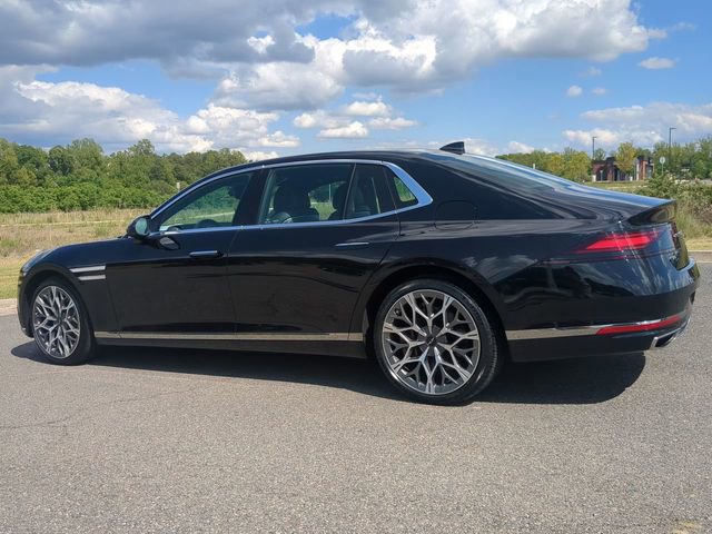 Used 2025 Genesis G90 3.5T AWD/4WD image 6