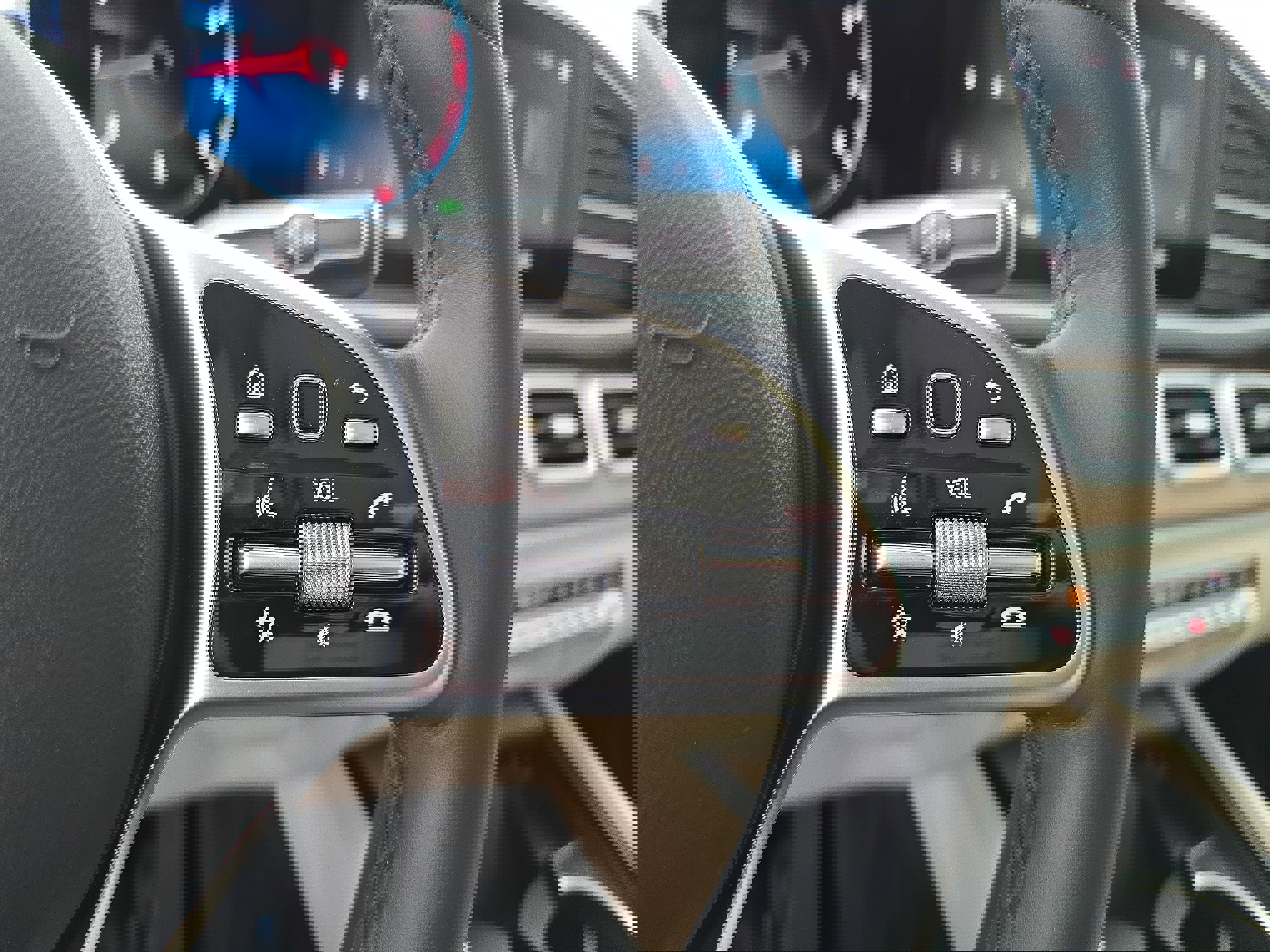 Certified 2023 Mercedes-Benz GLE 350 4MATIC w/ AMG Line Exterior image 18