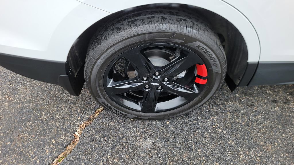 Certified 2021 Chevrolet Equinox Premier w/ Redline Edition image 13