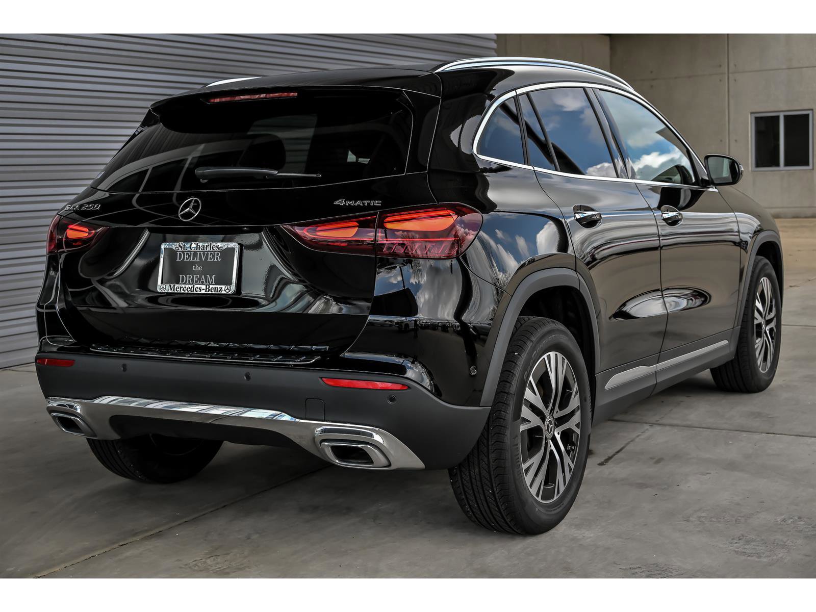 Certified 2026 Mercedes-Benz GLA 250 4MATIC image 8