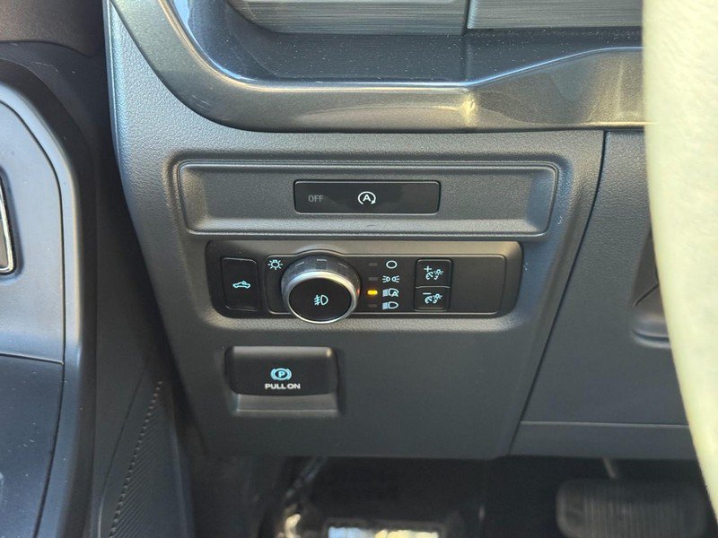 Used 2025 Ford F150 STX w/ Equipment Group 200A AWD/4WD image 18