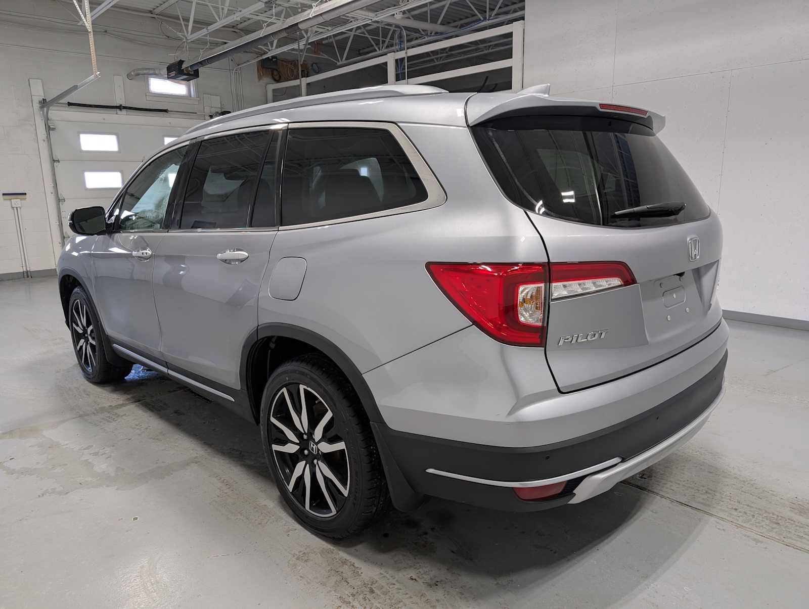 Used 2021 Honda Pilot Elite image 9