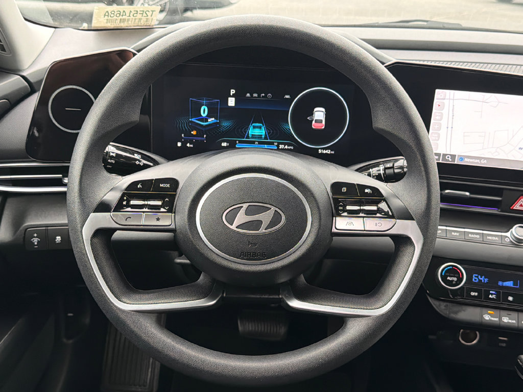 Used 2024 Hyundai Elantra SEL FWD image 23
