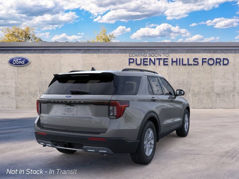 New 2026 Ford Explorer Active w/ Active Comfort Package RWD image 8