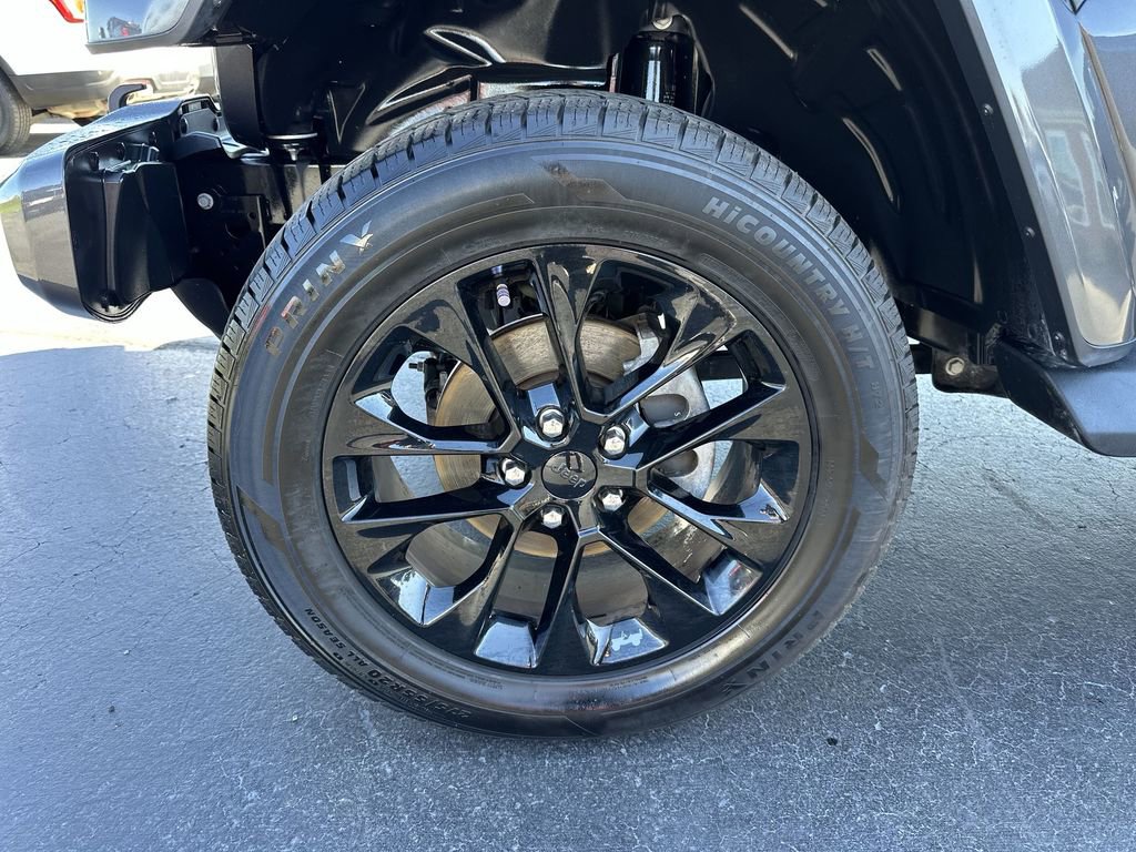 Used 2021 Jeep Wrangler Unlimited Sahara image 10