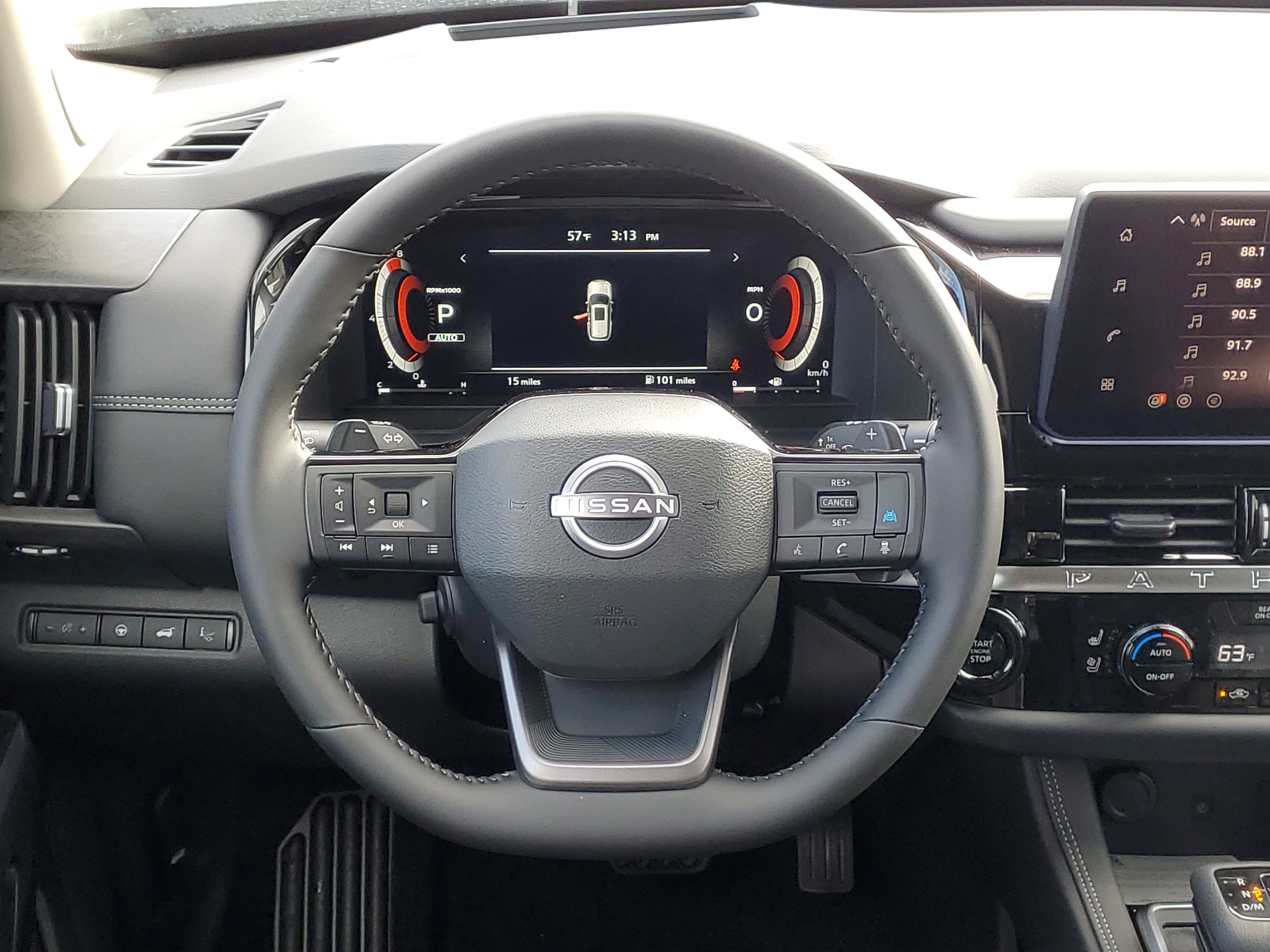 New 2026 Nissan Pathfinder Platinum image 29