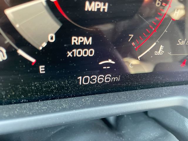 Used 2025 GMC Acadia Elevation image 21