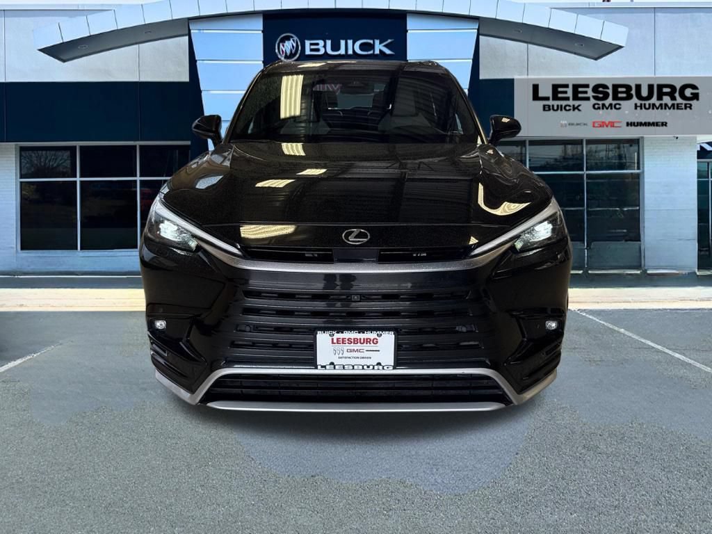 Used 2024 Lexus TX 500h AWD w/ Technology Package image 2