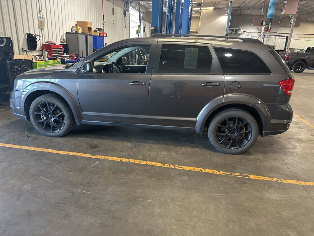 Used 2014 Dodge Journey SXT w/ Flexible Seating Group image 6