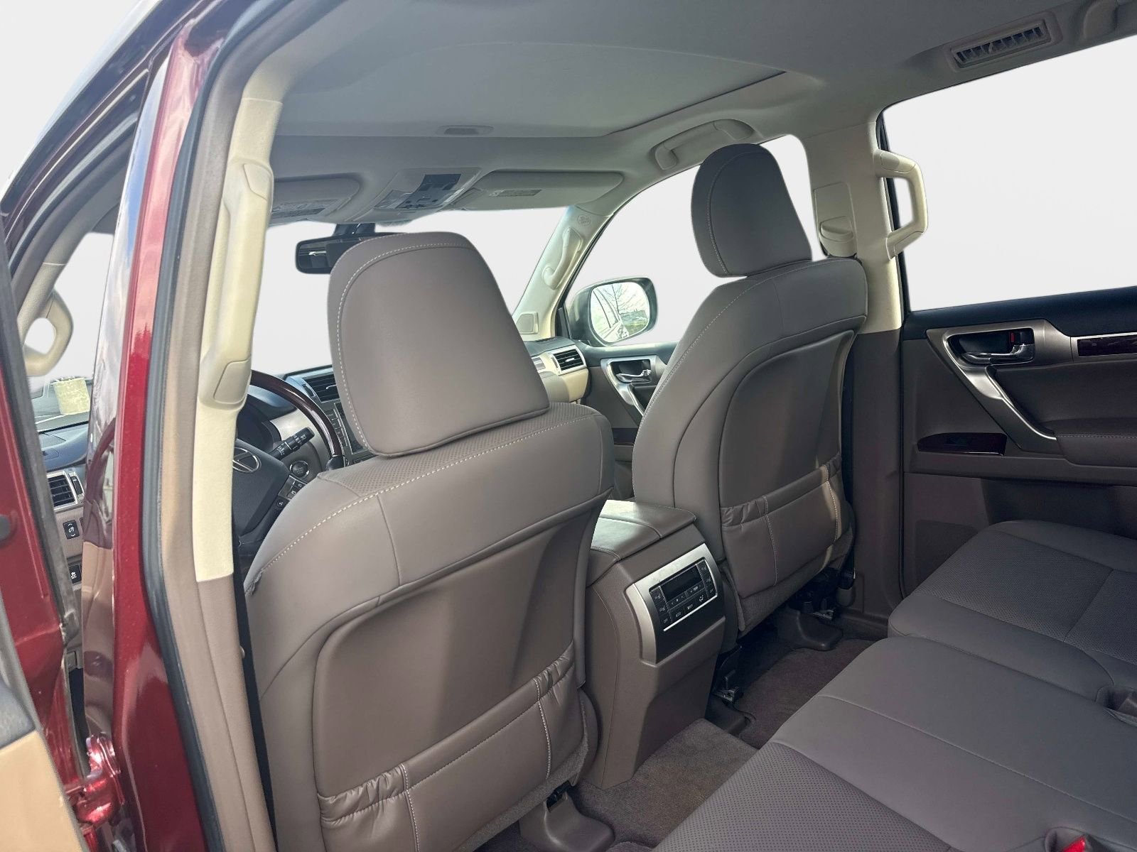 Used 2019 Lexus GX 460 image 15