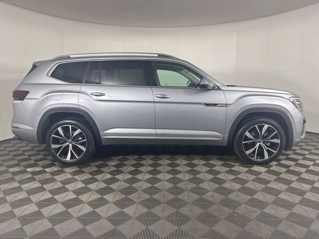 New 2026 Volkswagen Atlas SEL Premium R-Line image 2