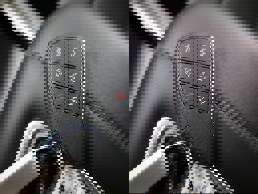 Used 2023 GMC Yukon Denali image 21