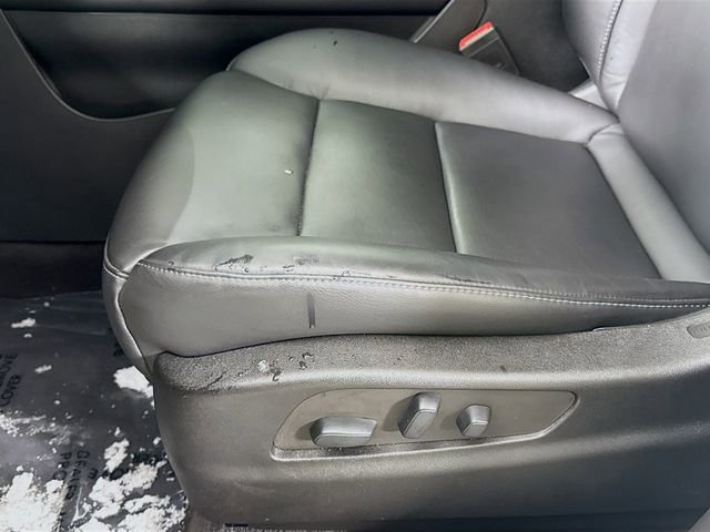 Used 2023 Cadillac XT4 Premium Luxury w/ Cold Weather Package image 20