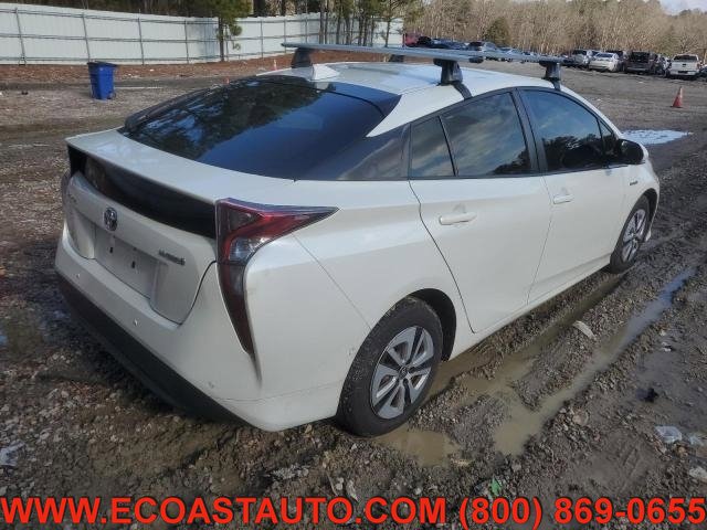 Used 2017 Toyota Prius Three image 4
