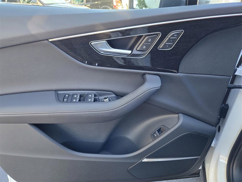 New 2025 Audi Q7 2.0T Premium Plus image 17
