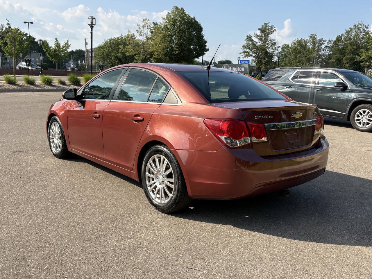 Used 2013 Chevrolet Cruze Eco FWD image 11