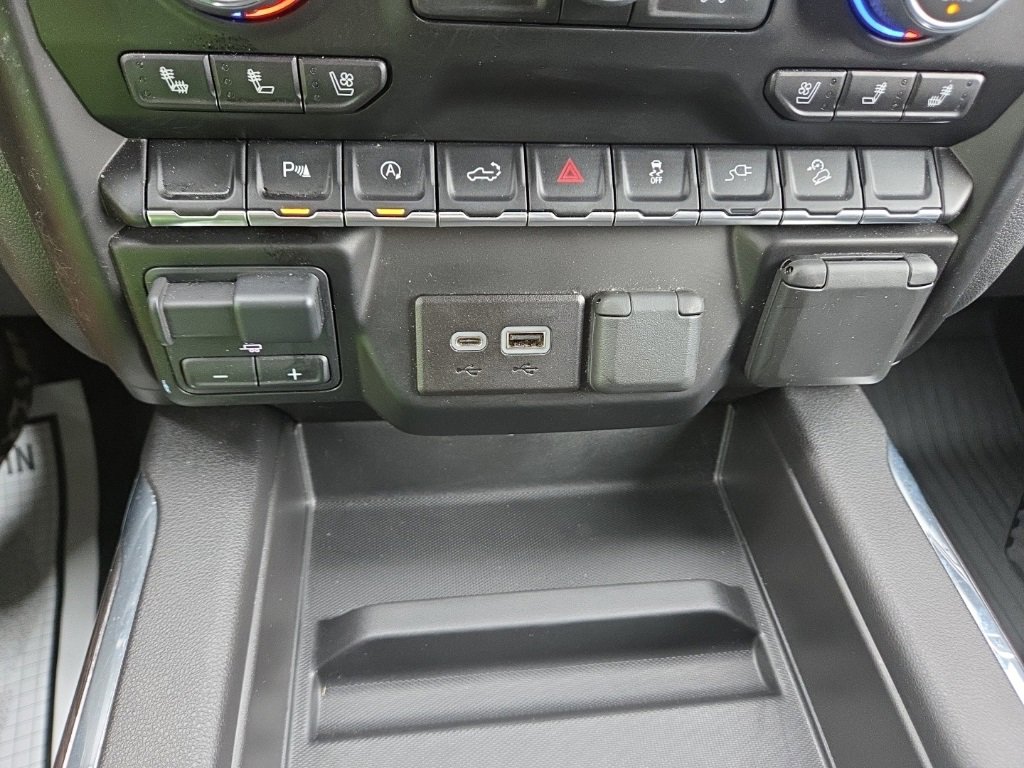 Used 2022 Chevrolet Silverado 1500 LTZ image 29